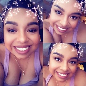 Meet your Posher, Roxanna